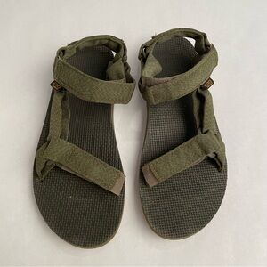 Teva sandals Men’s size 8